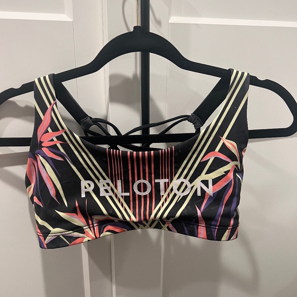peloton tropical print sports bra with strappy back- ONZIE brand MEDIUM